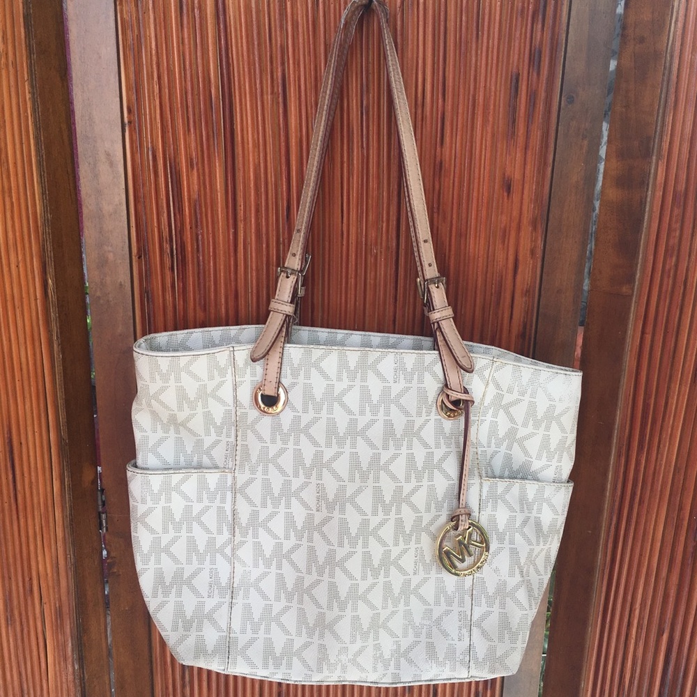 Michael Kors Purse 👜